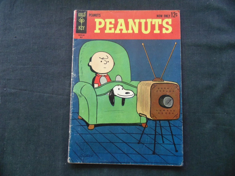 Gold Key Peanuts Number 1